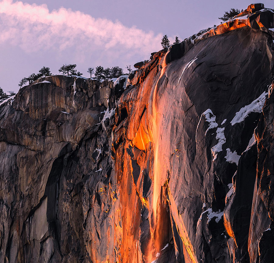 المسرح والكوميديا: إضحاك الجمهور وإلهام الفكر